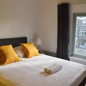  Séjour chez l'habitant Private 4p Top Floor -